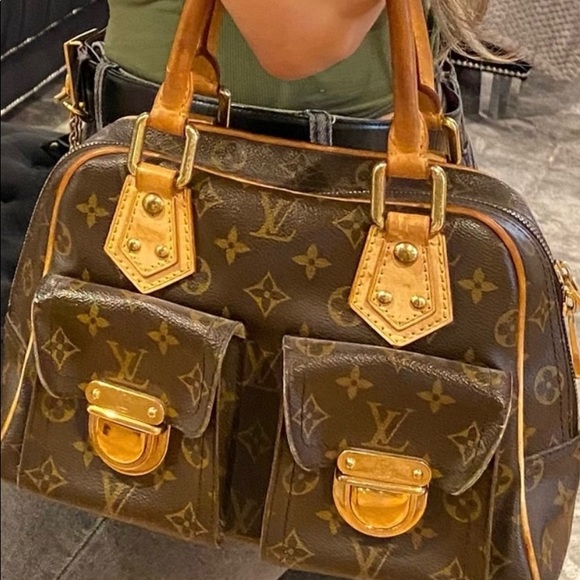 Louis Vuitton Handbags - 💯 100% Authentic - Reposhing Louis Vuitton Manhattan Handbag